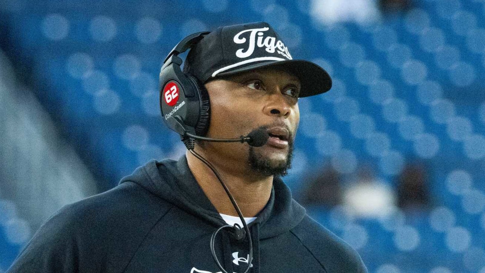 Former Heisman Trophy winner to interview for Bears job