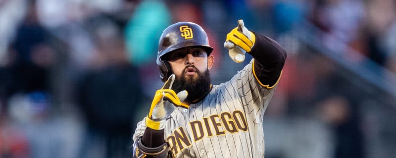 Yankees sign former left-handed hitting infielder to MiLB deal, according to insider