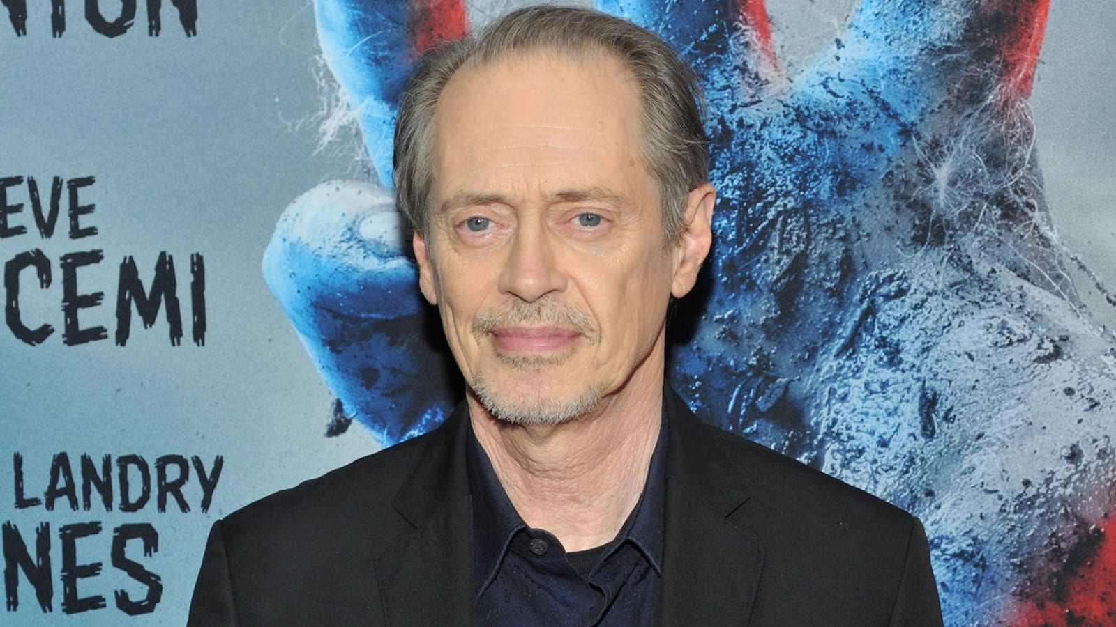 Steve Buscemi dressed as '30 Rock' character to pass out Halloween candy