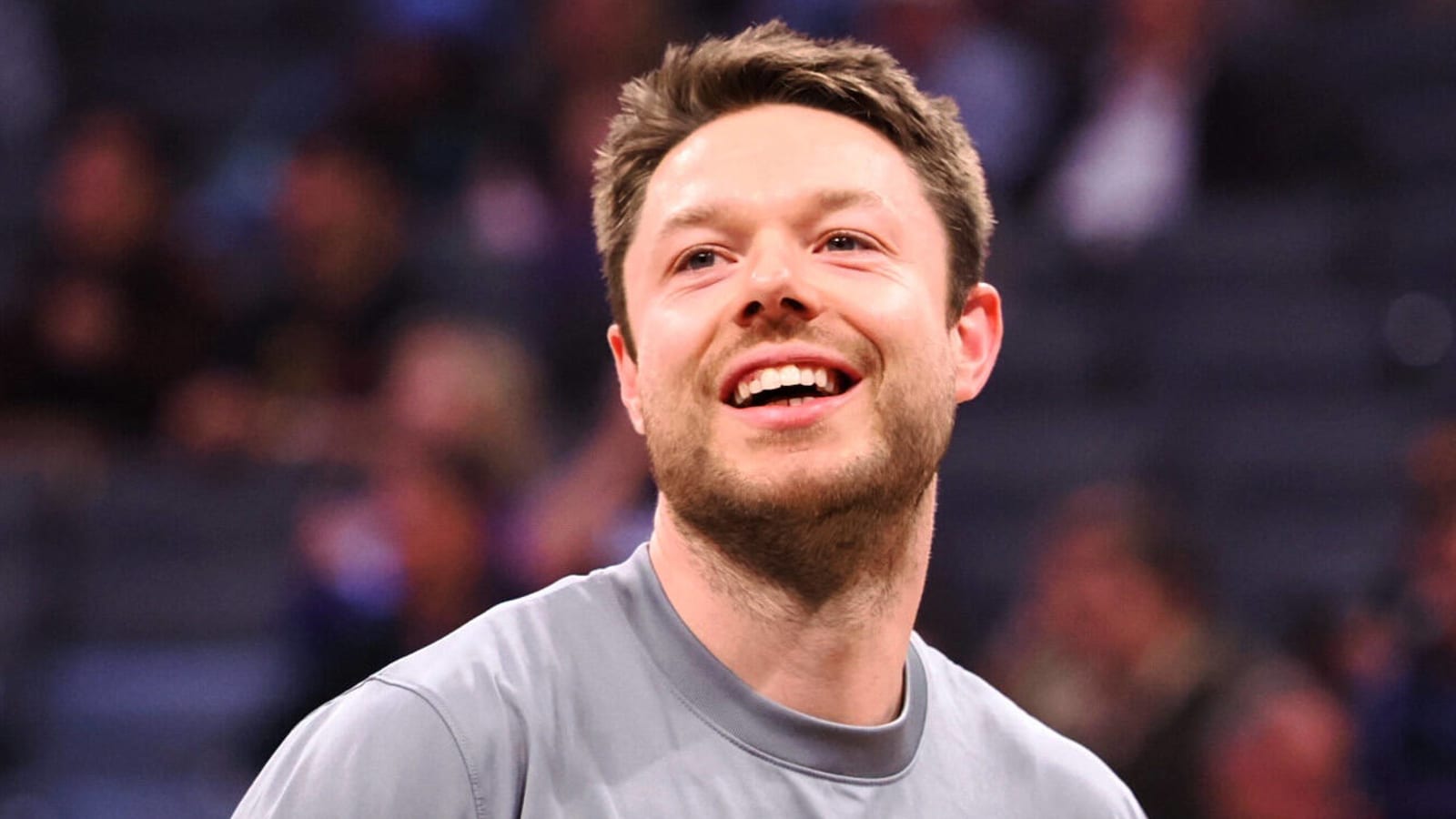 Kings to guarantee Matthew Dellavedova's contract