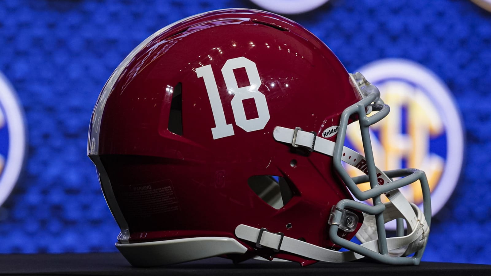 Former Alabama player dies from injuries sustained in car accident