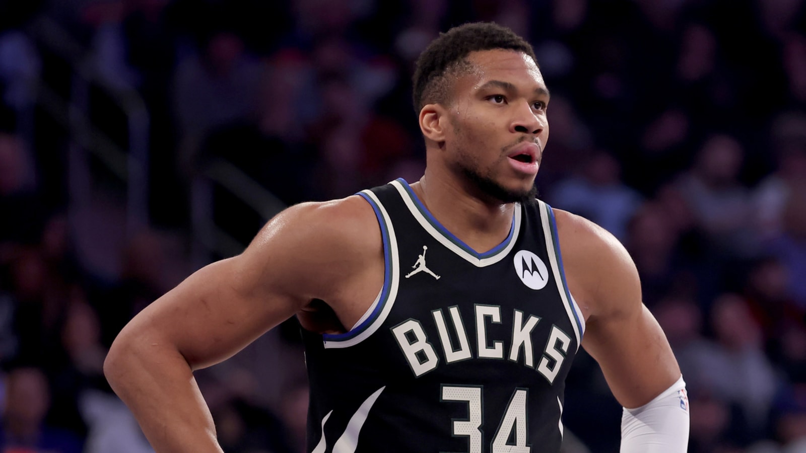 Bucks' Giannis Antetokounmpo continues to dominate 2025 NBA All-Star voting