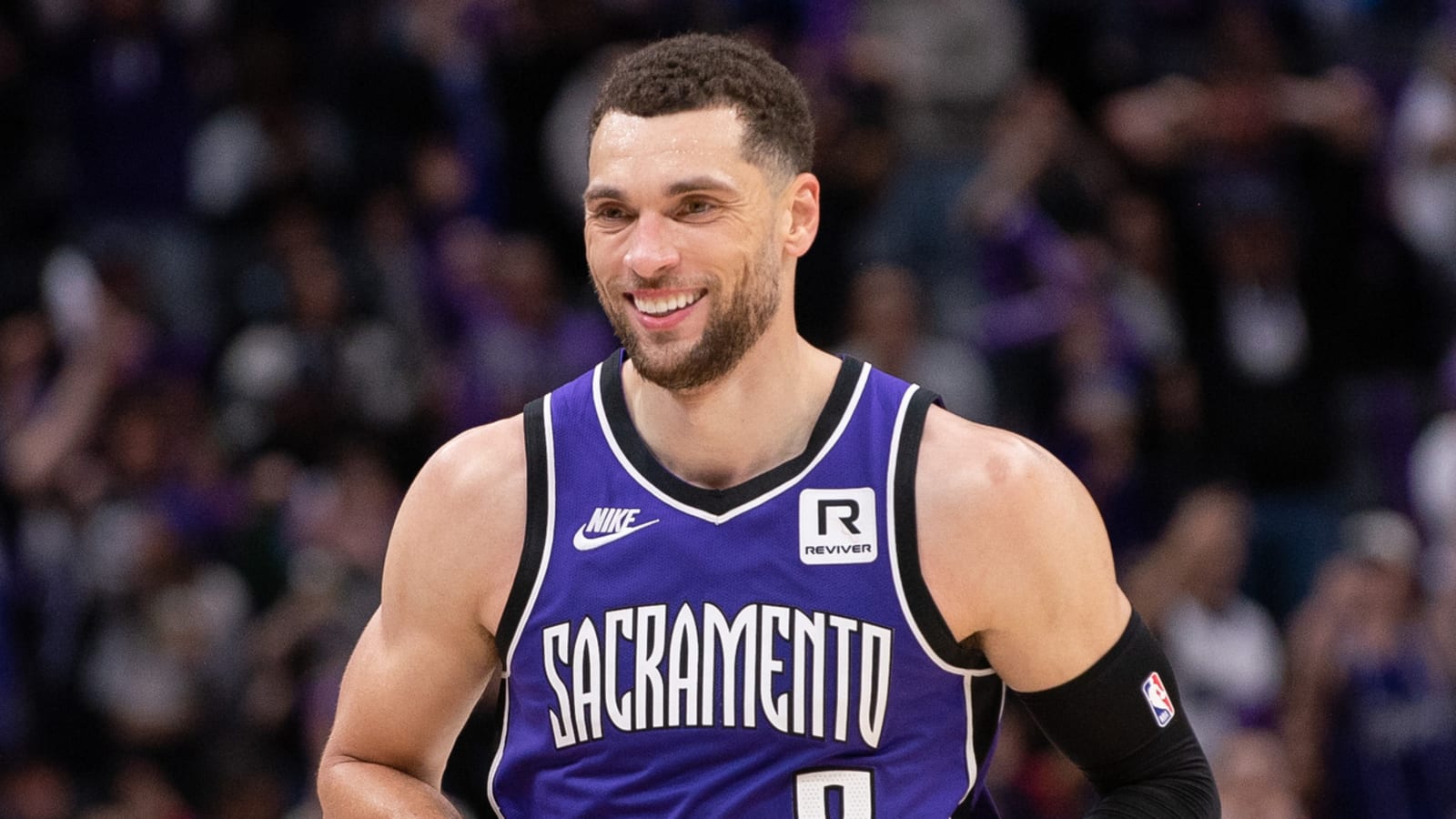 Zach LaVine, Kings make history in blowout win over Hornets