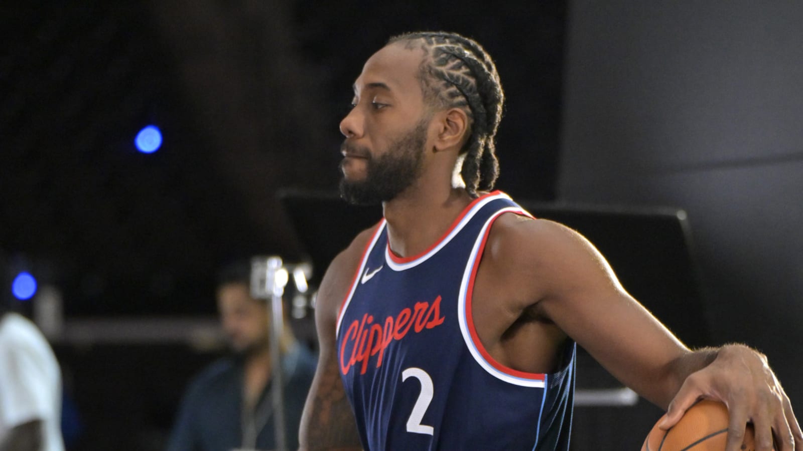 Trainer claims Clippers fired him over Leonard health concerns