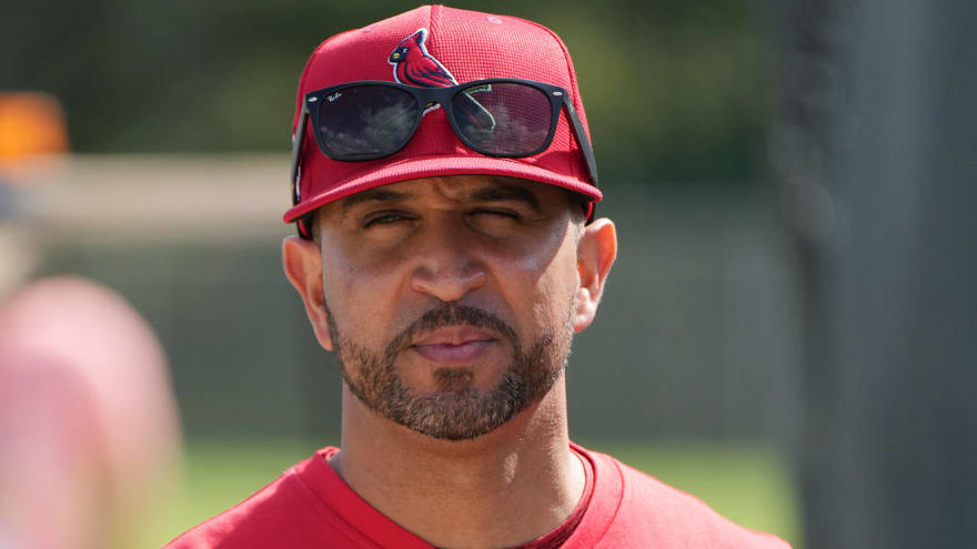 Cardinals manager gets physical with Oakland A’s security guard