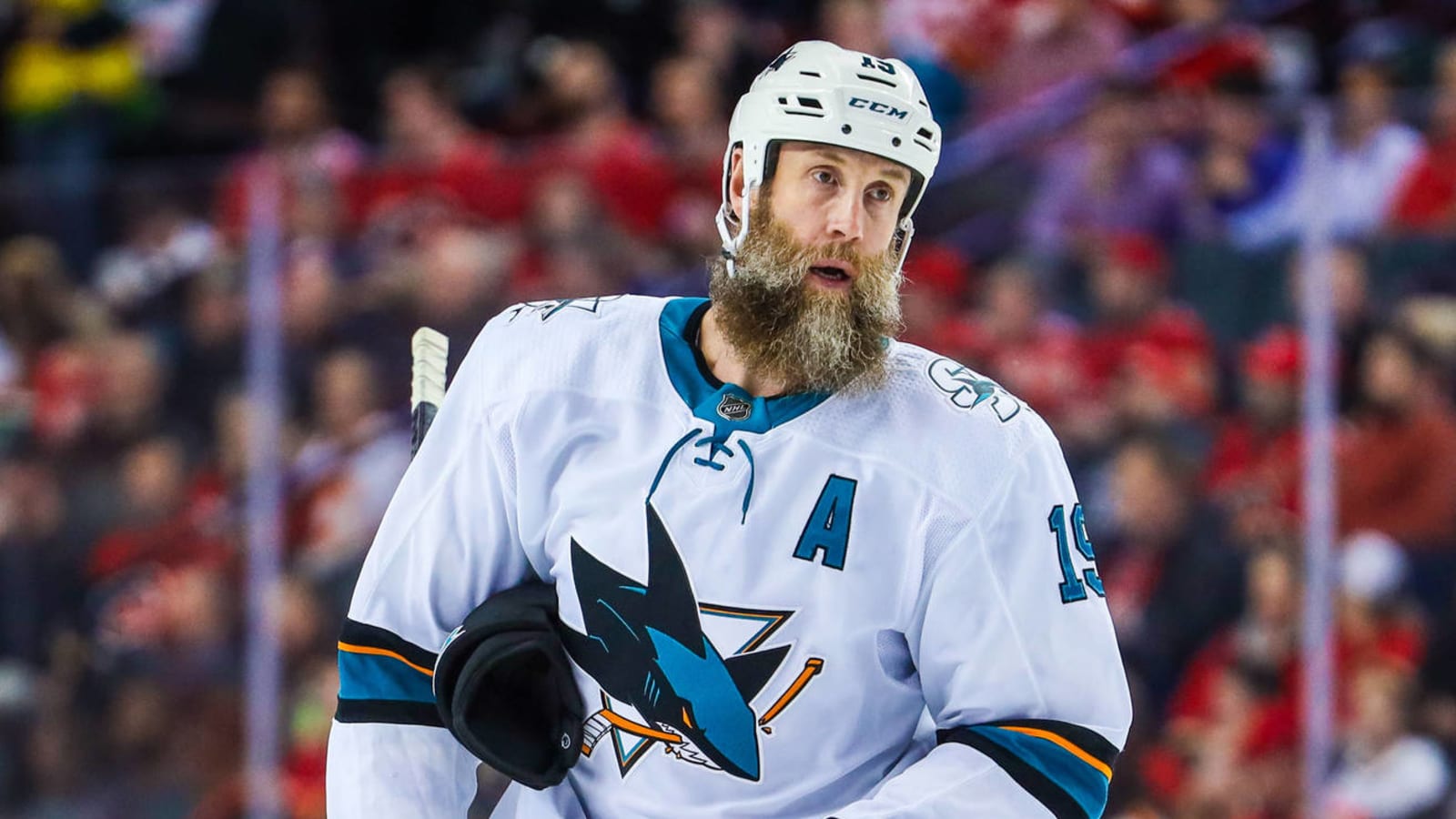 Joe Thornton signs one-year, $700K deal with Maple Leafs