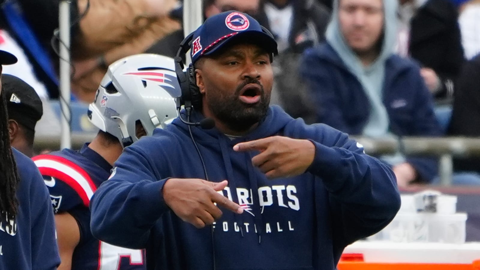 Patriots' expected move with Jerod Mayo could come at a major cost
