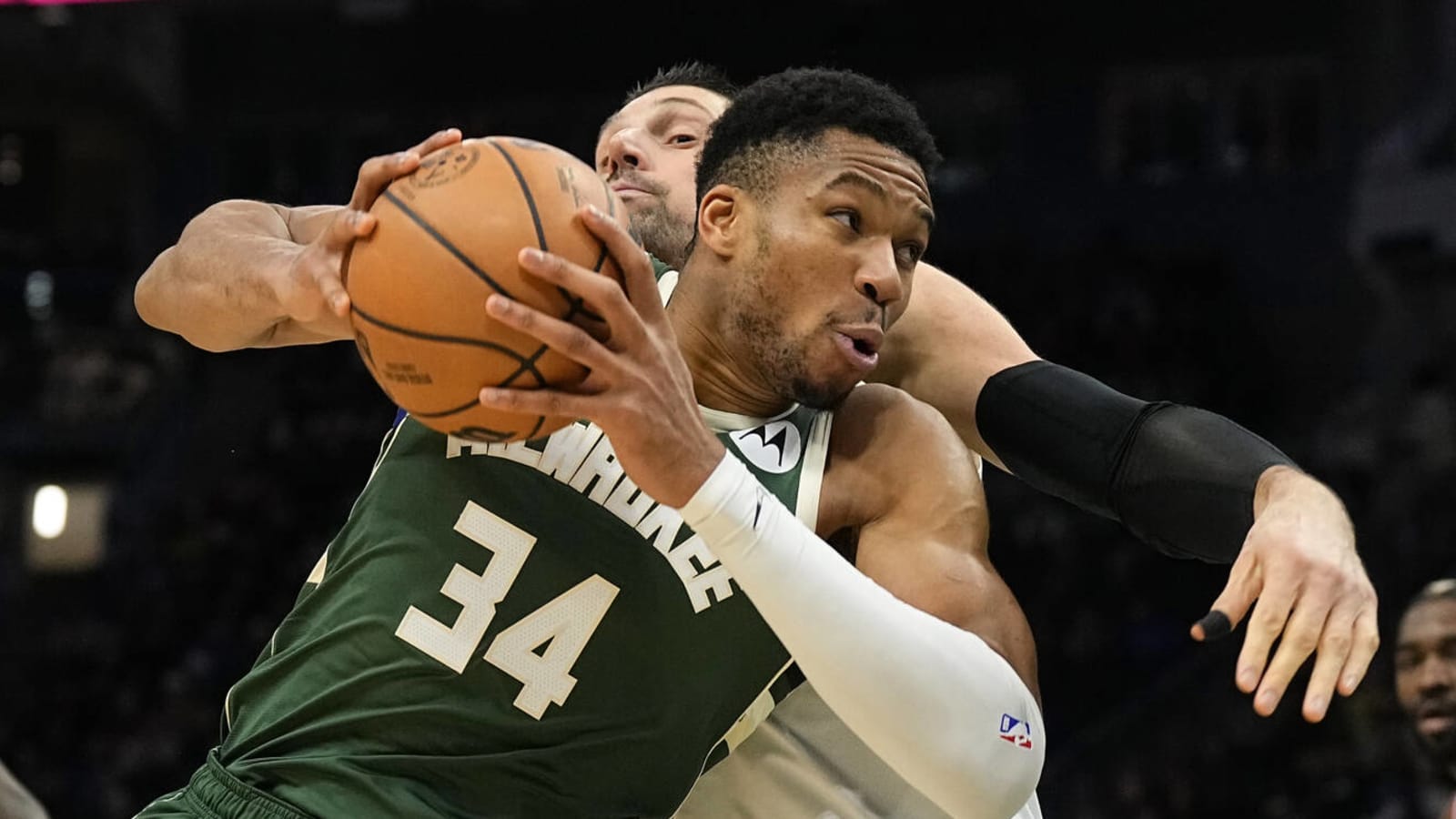 Giannis Antetokounmpo discusses Bulls' swarming defense