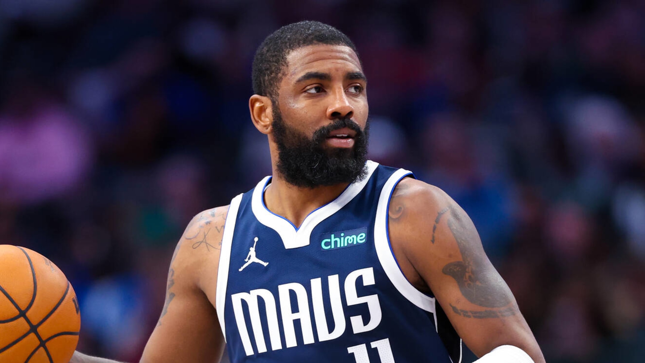 Kyrie irving city jersey deals