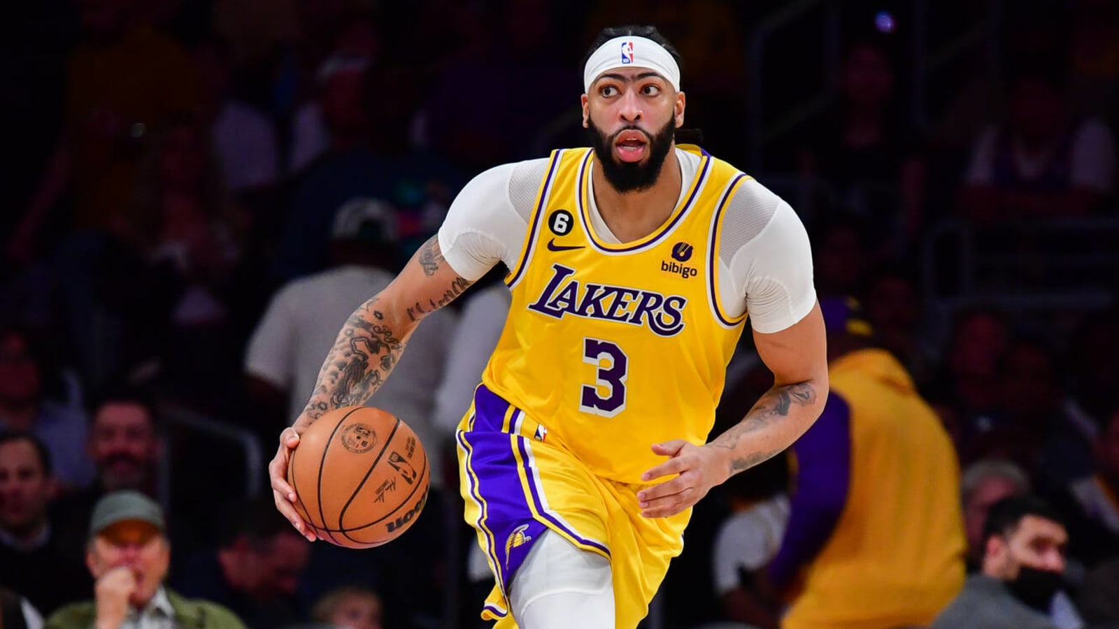 Will Lakers star bet on himself?