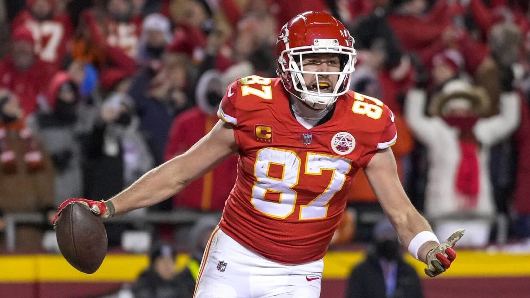 Travis Kelce joins group bidding to buy the New York Mets