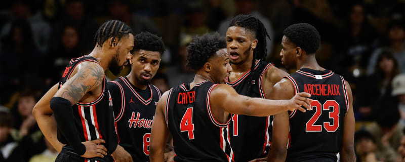 No. 6 Houston goes on unbelievable run to beat No. 13 Arizona