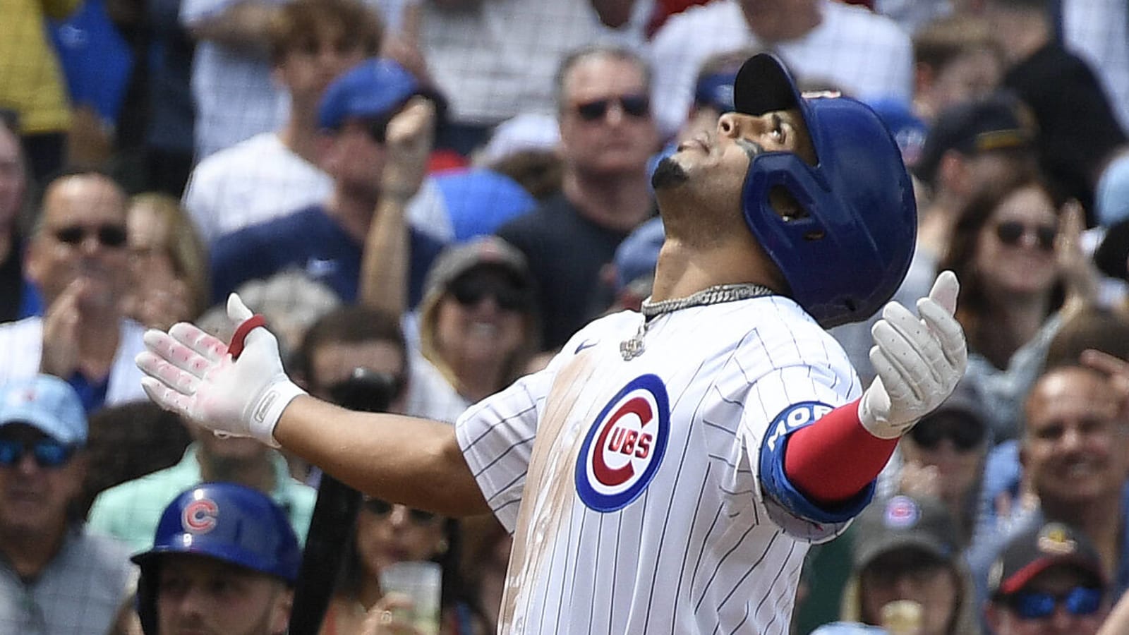 Watch: Cubs 3B smashes HR in third straight game