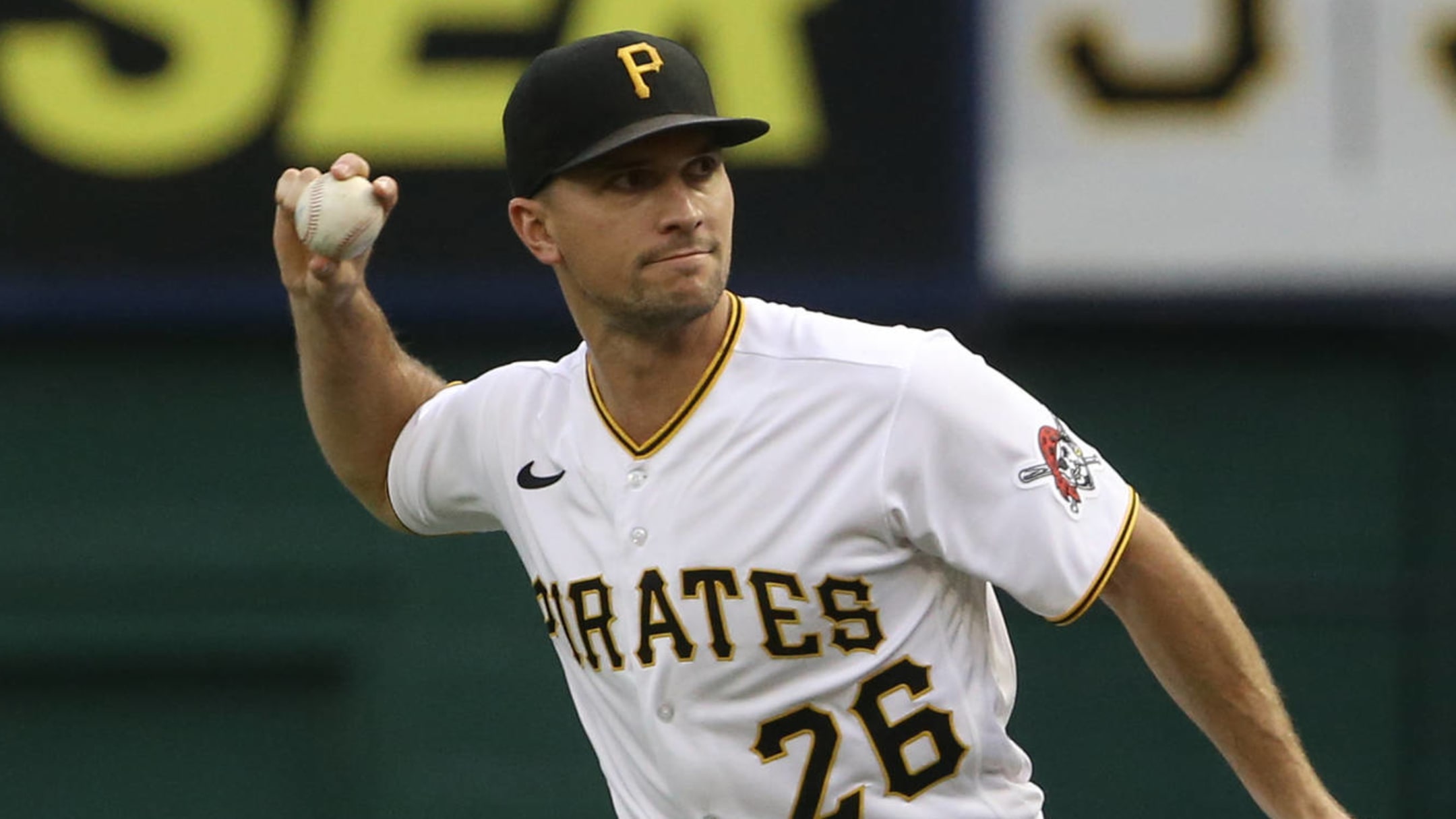 Mariners reportedly interested in Pirates All-Star Adam Frazier