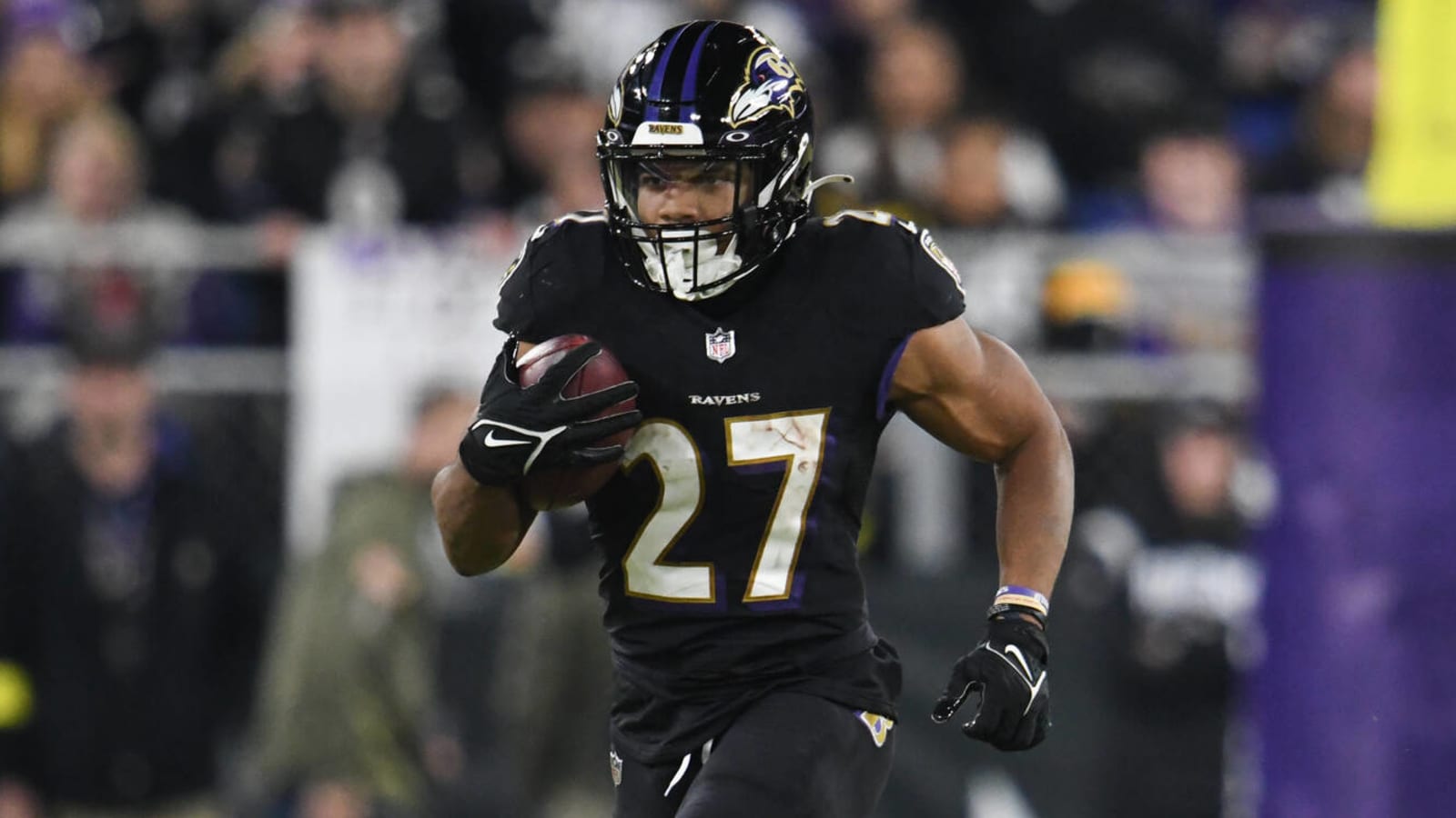 Why Ravens should re-sign injury-prone RB