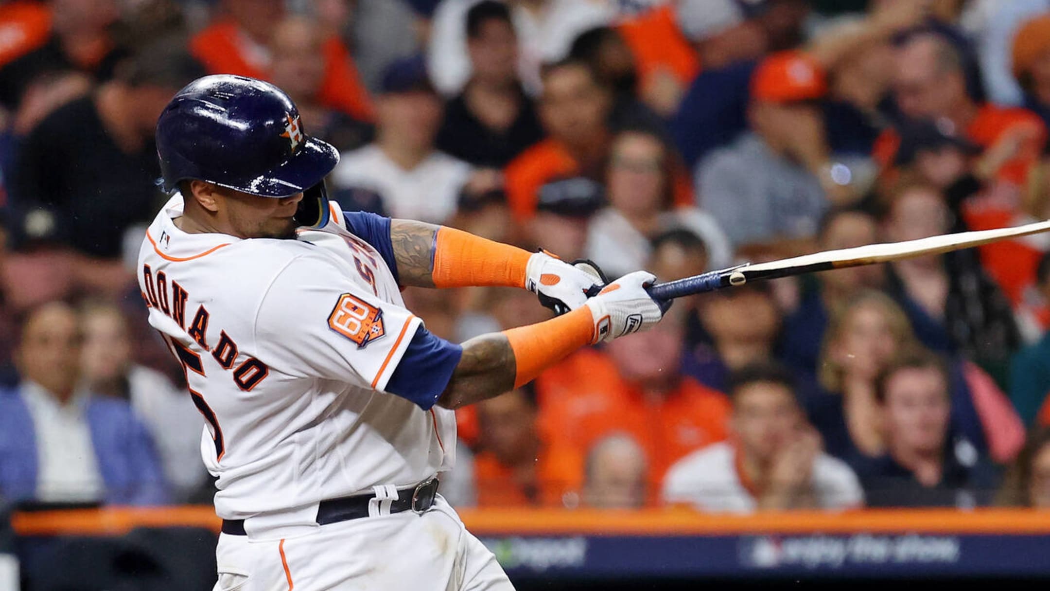 Astros' Maldonado allegedly used illegal bat in Game 1 of World Series  thanks to Albert Pujols, per FOX report