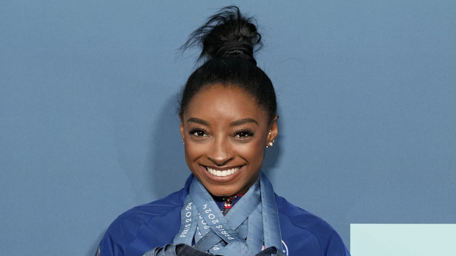 Simone Biles' niece wears matching leotard at Summer Olympics
