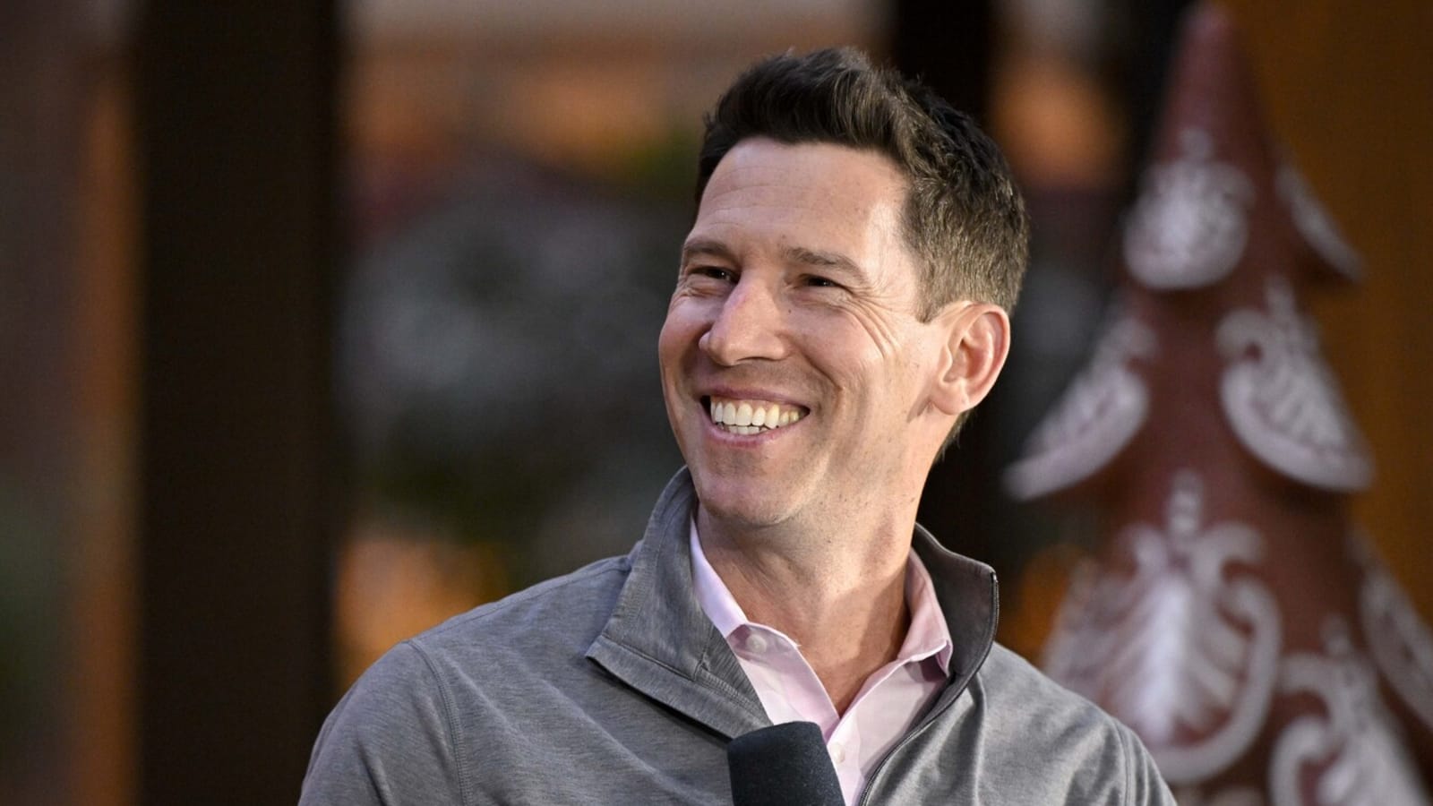 Craig Breslow: Red Sox still pursuing starters, right-handed bats