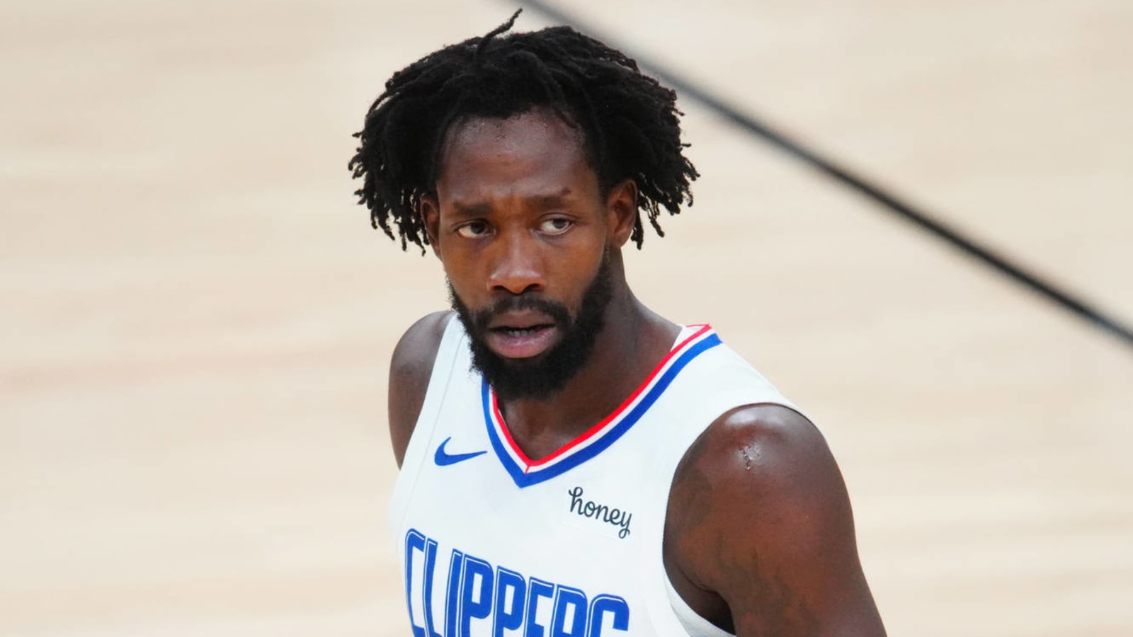 Patrick Beverley suspended one game for shove of Chris Paul