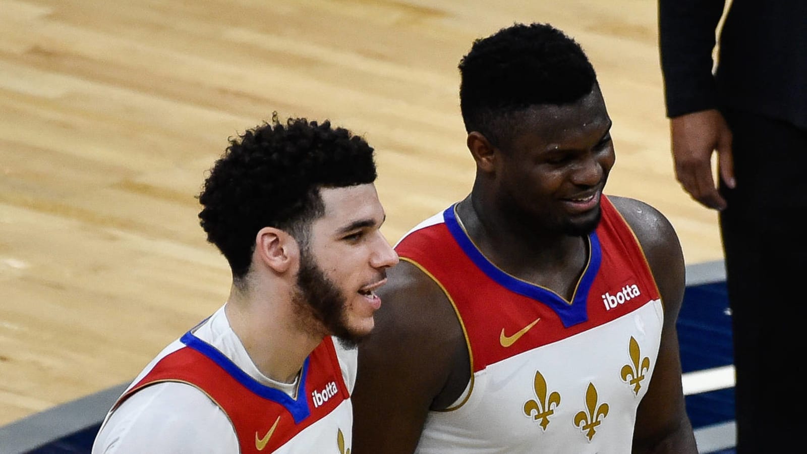 Zion Williamson wants Lonzo Ball to stay with Pelicans