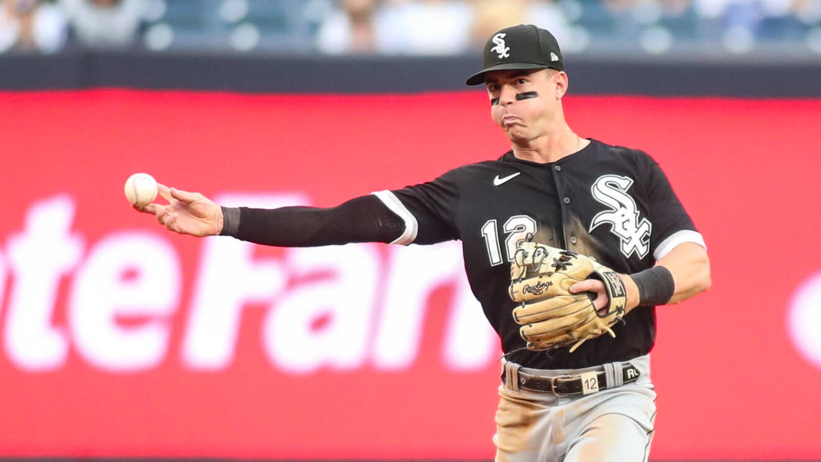 White Sox&#39; Romy Gonzalez Had Surgery to Fix Shoulder Issue