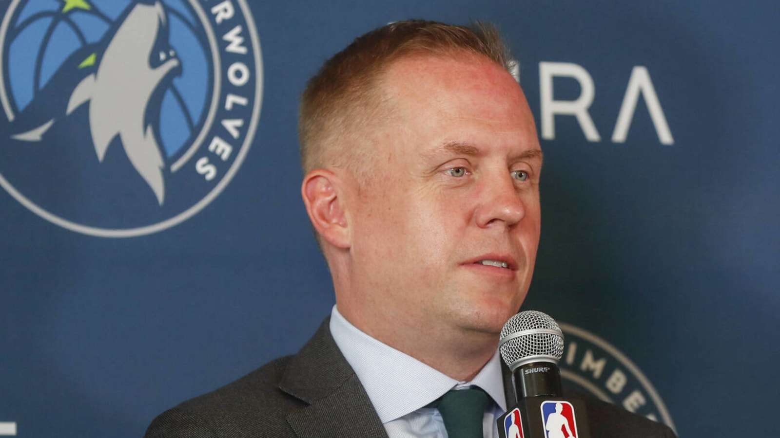 Timberwolves make a big decision on GM Tim Connelly