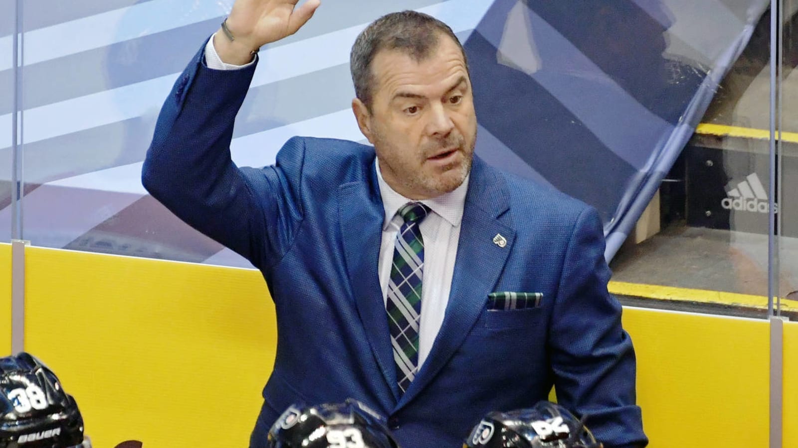 Alain Vigneault reacts to Robin Lehner's comments