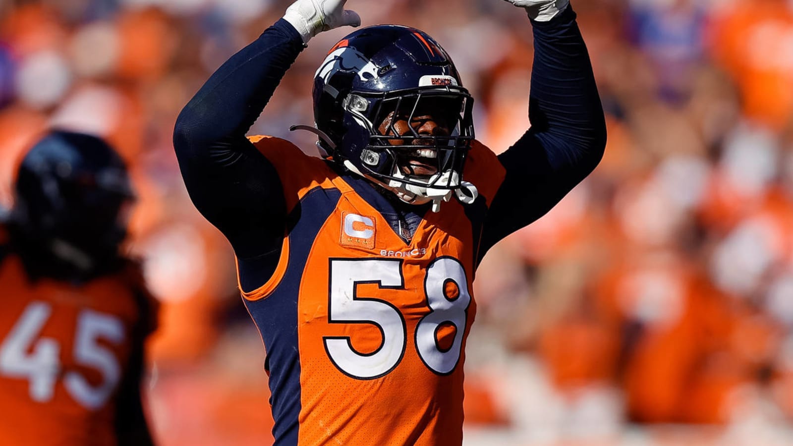 Von Miller emotional as he leaves Broncos for Rams | Yardbarker