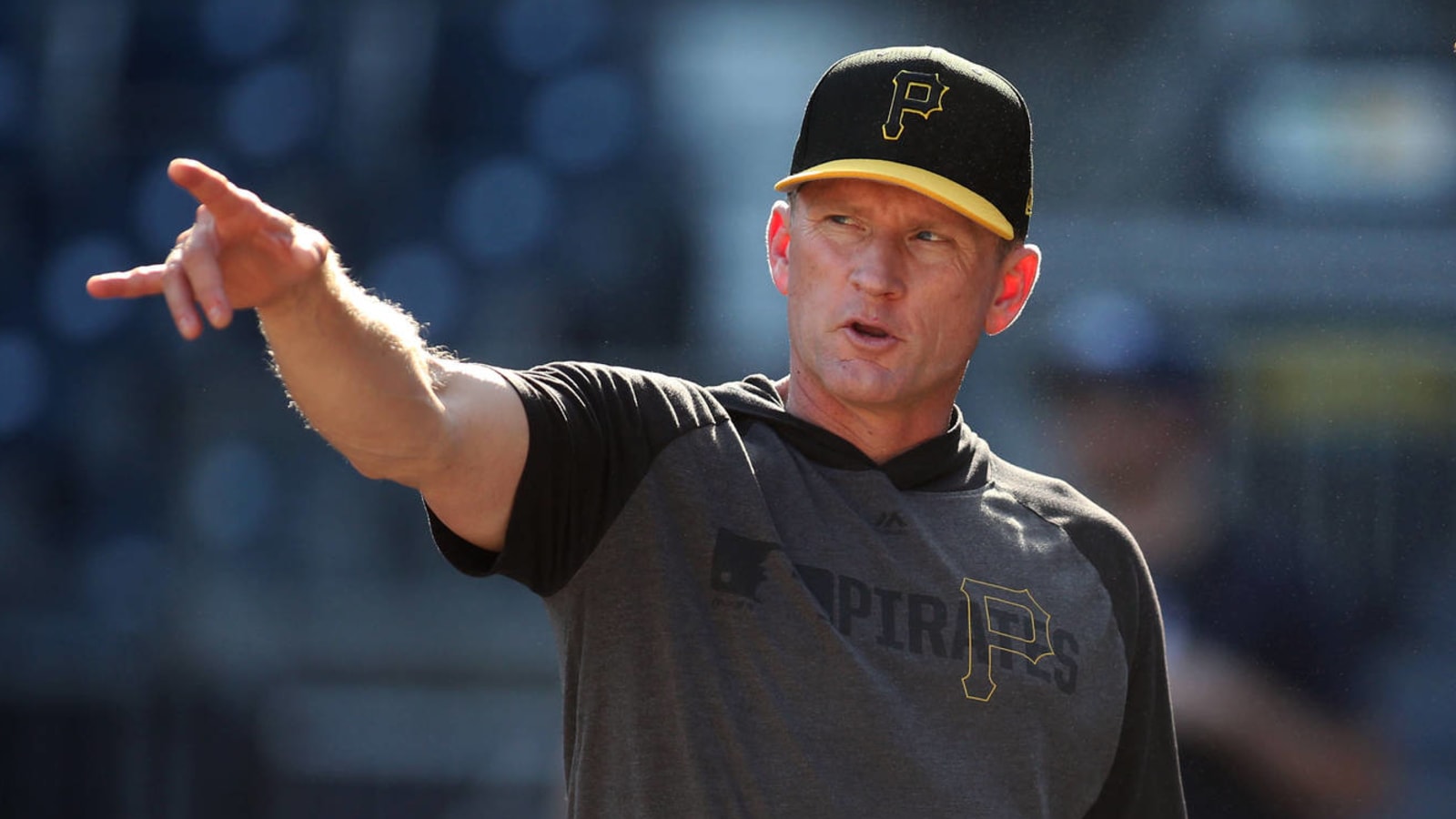 Pirates fire hitting coach Rick Eckstein