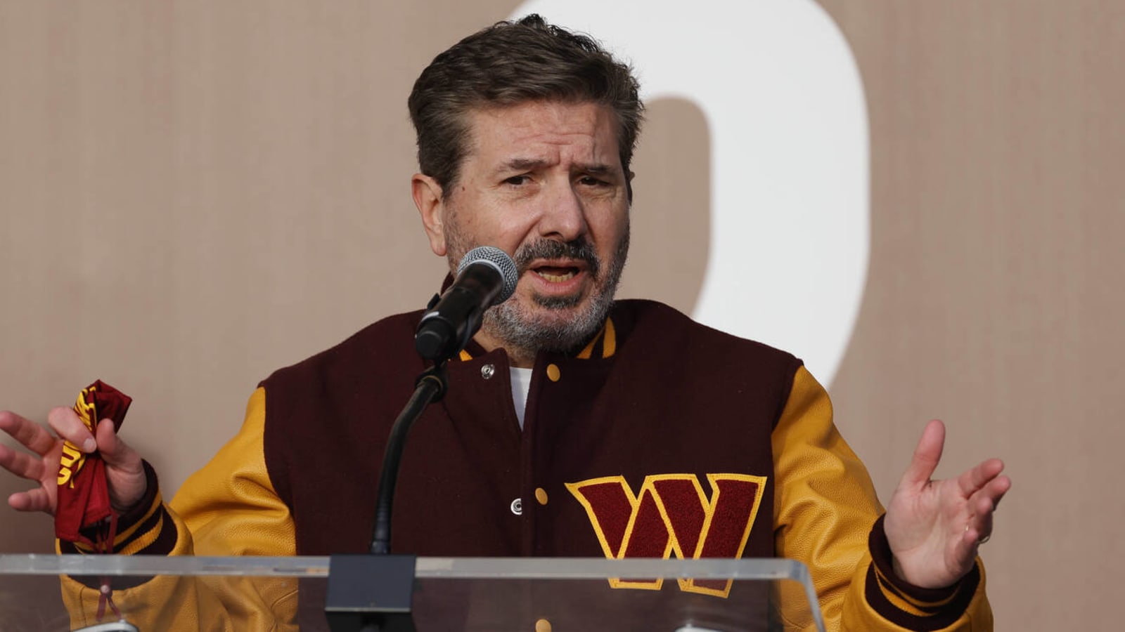 Daniel Snyder to sell Washington Commanders for $6.05 billion