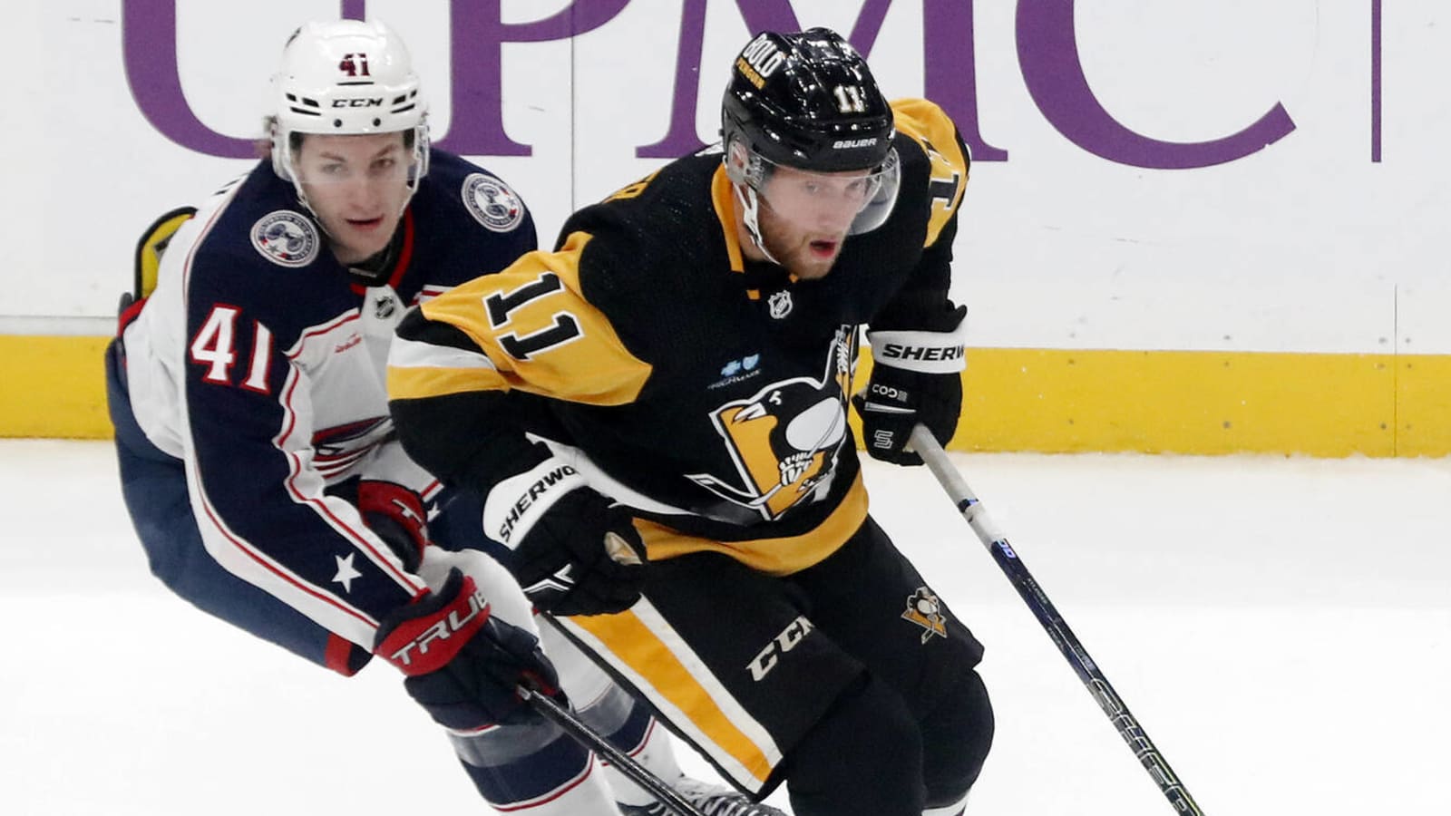 Penguins recall former first-round pick, one other