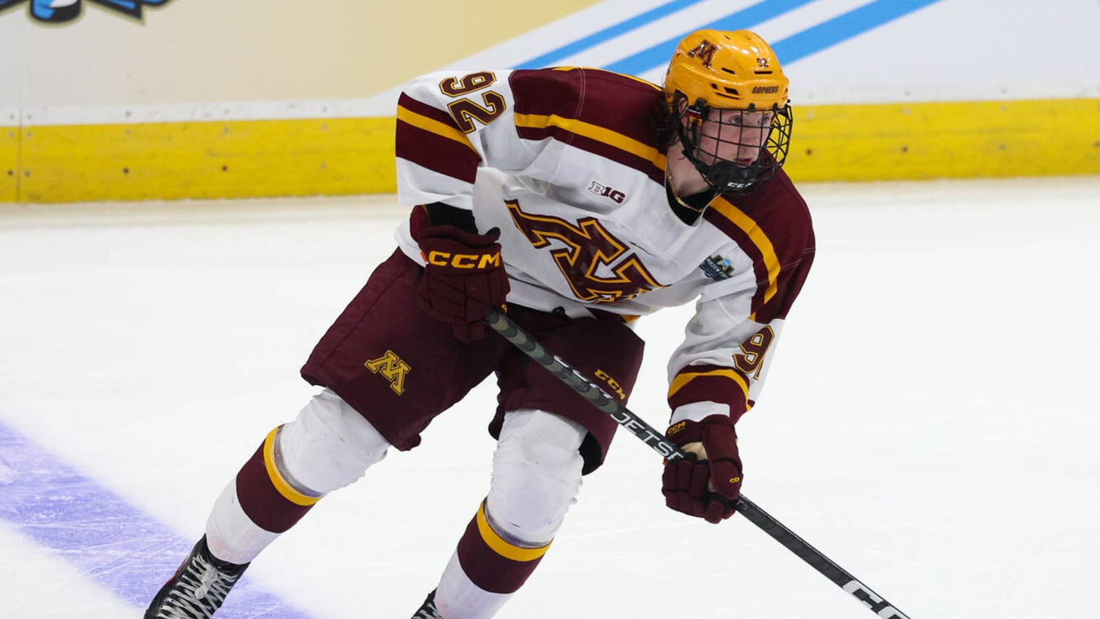 Coyotes sign top prospect to maximum entry-level deal