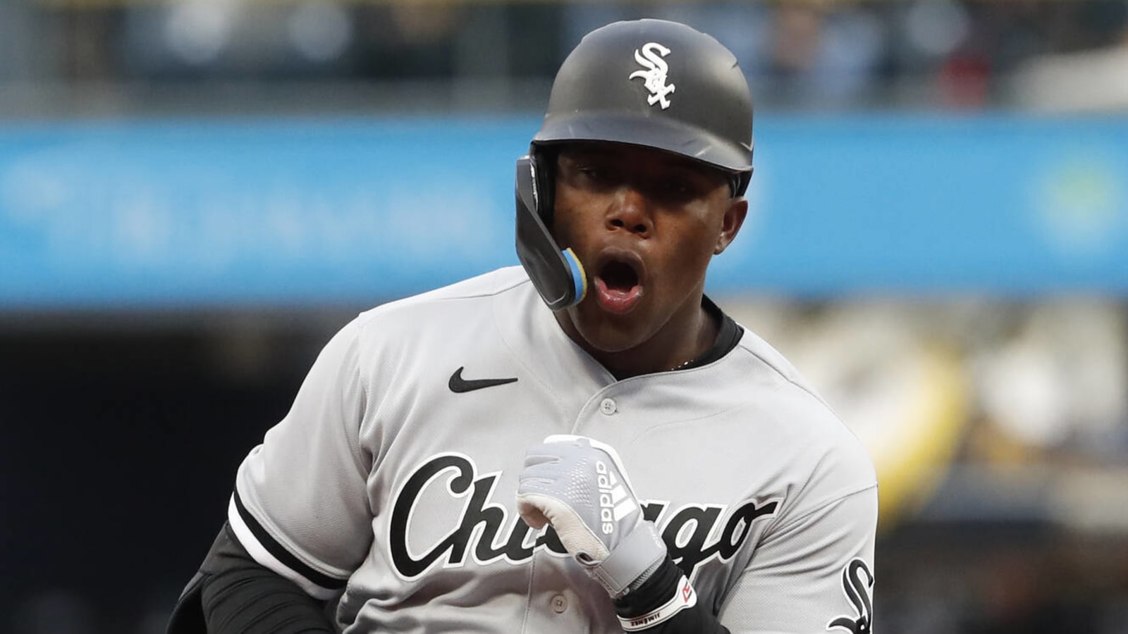 Jake Burger, Oscar Colas Come Up Clutch in White Sox Walk-Off