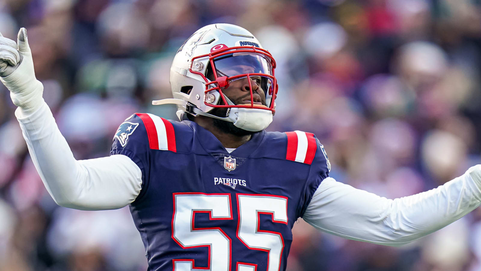 Chiefs acquire linebacker in trade with Patriots