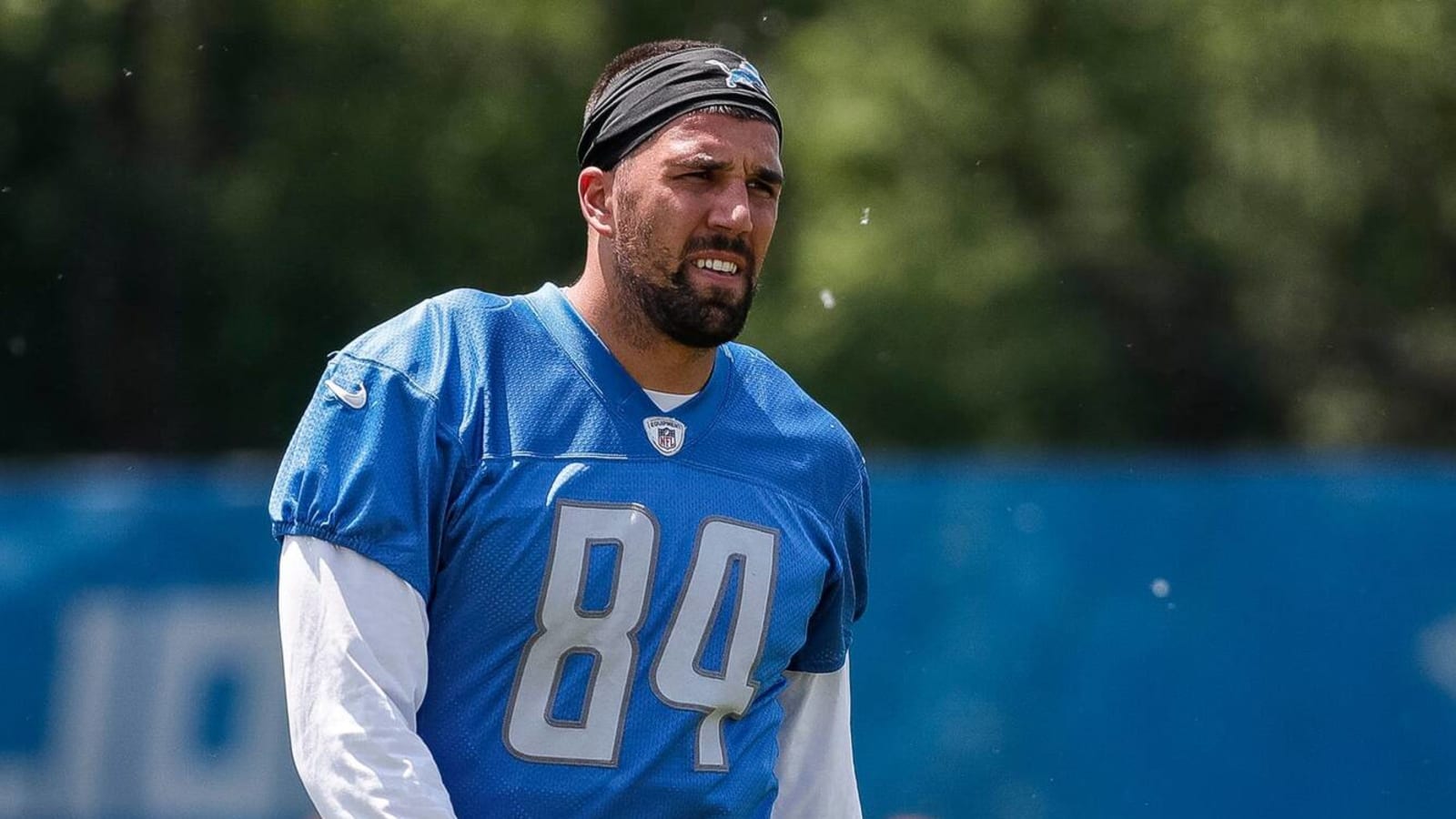 Detroit Lions Shane Zylstra Expected to Miss Six Months with &#39;Serious&#39; Knee Injury