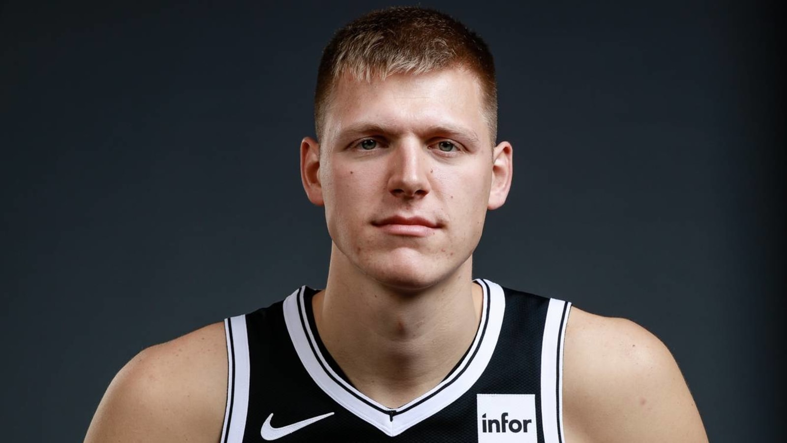 Raptors sign Henry Ellenson, two others