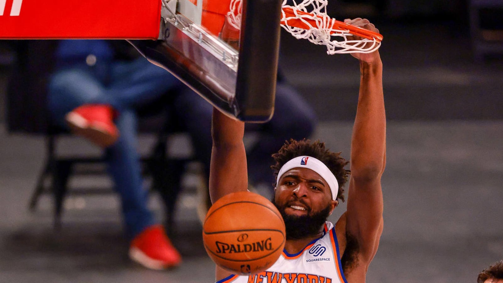 Knicks exercise team option on Mitchell Robinson, waive Norvel Pelle