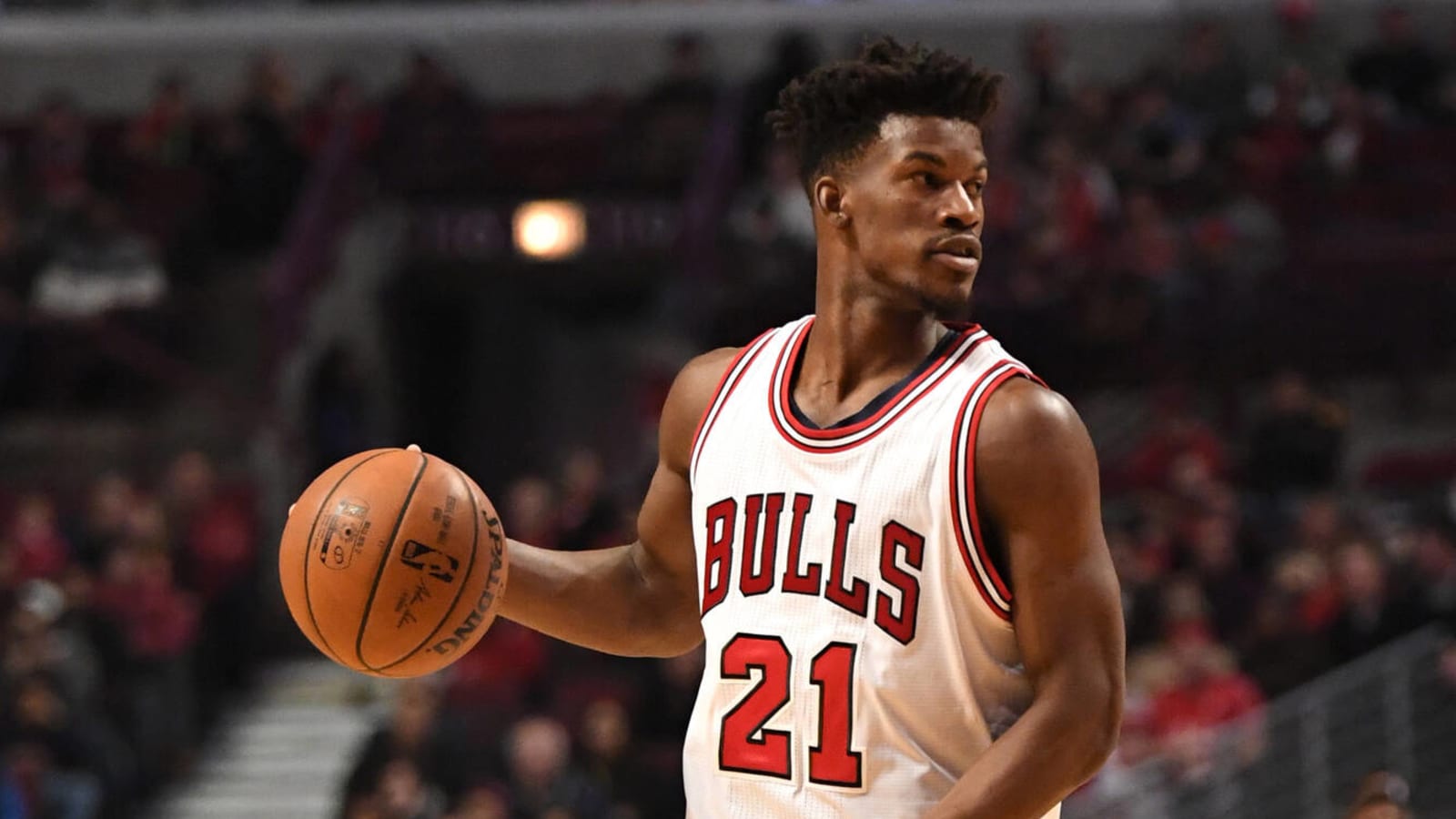 Jimmy Butler Didn’t Dress With Bulls Teammates During 2015-16 Season: ‘How The Hell Do You Think We’re A Team When That’s Going On?’