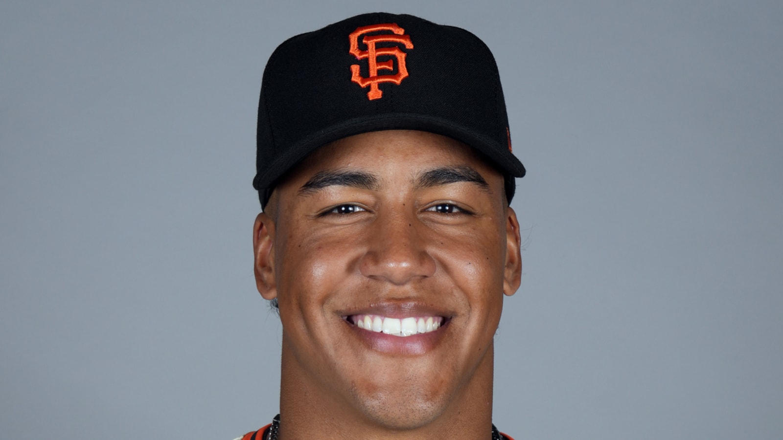 Hard-throwing Giants prospect undergoes shoulder surgery