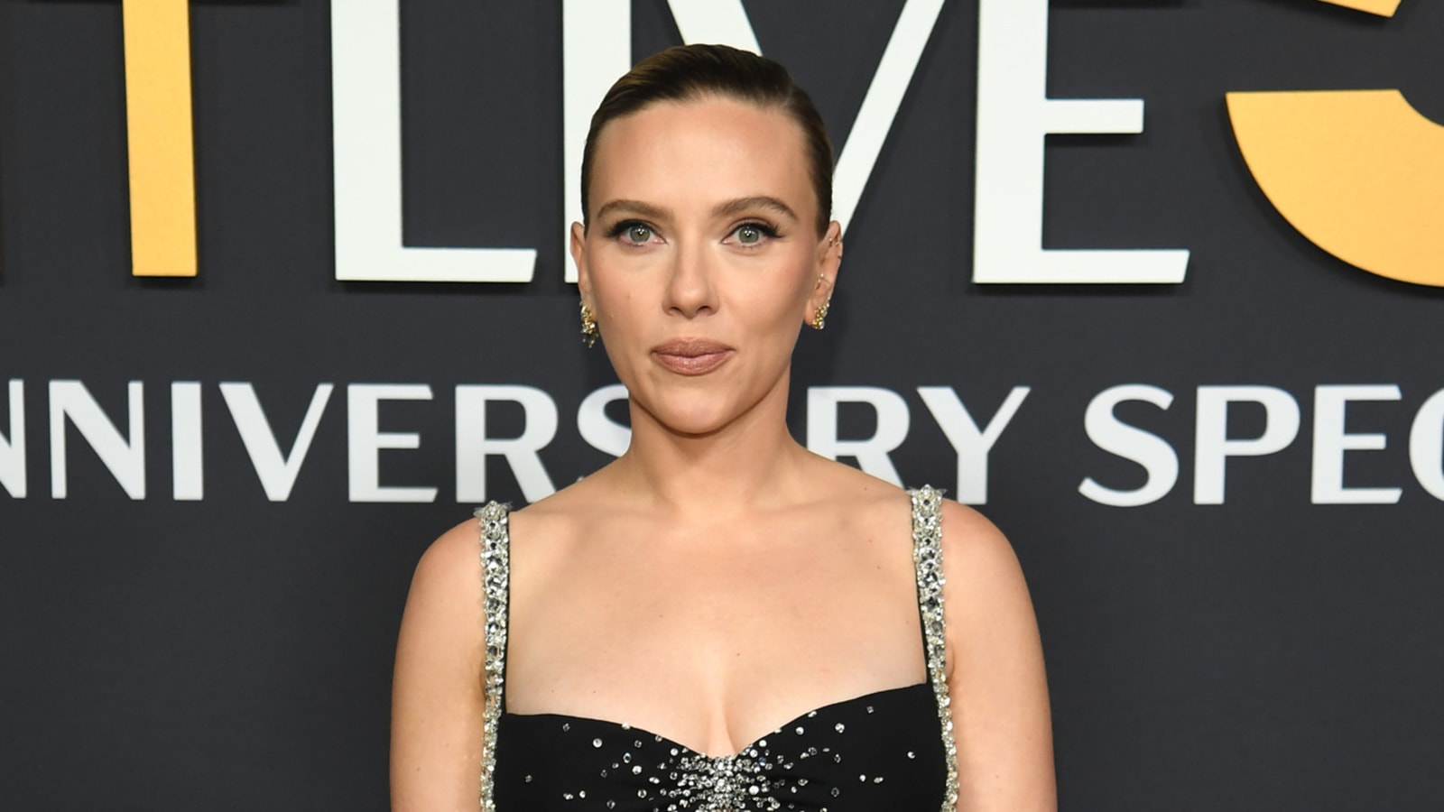 Scarlett Johansson will not join social media, goes 'against core values'