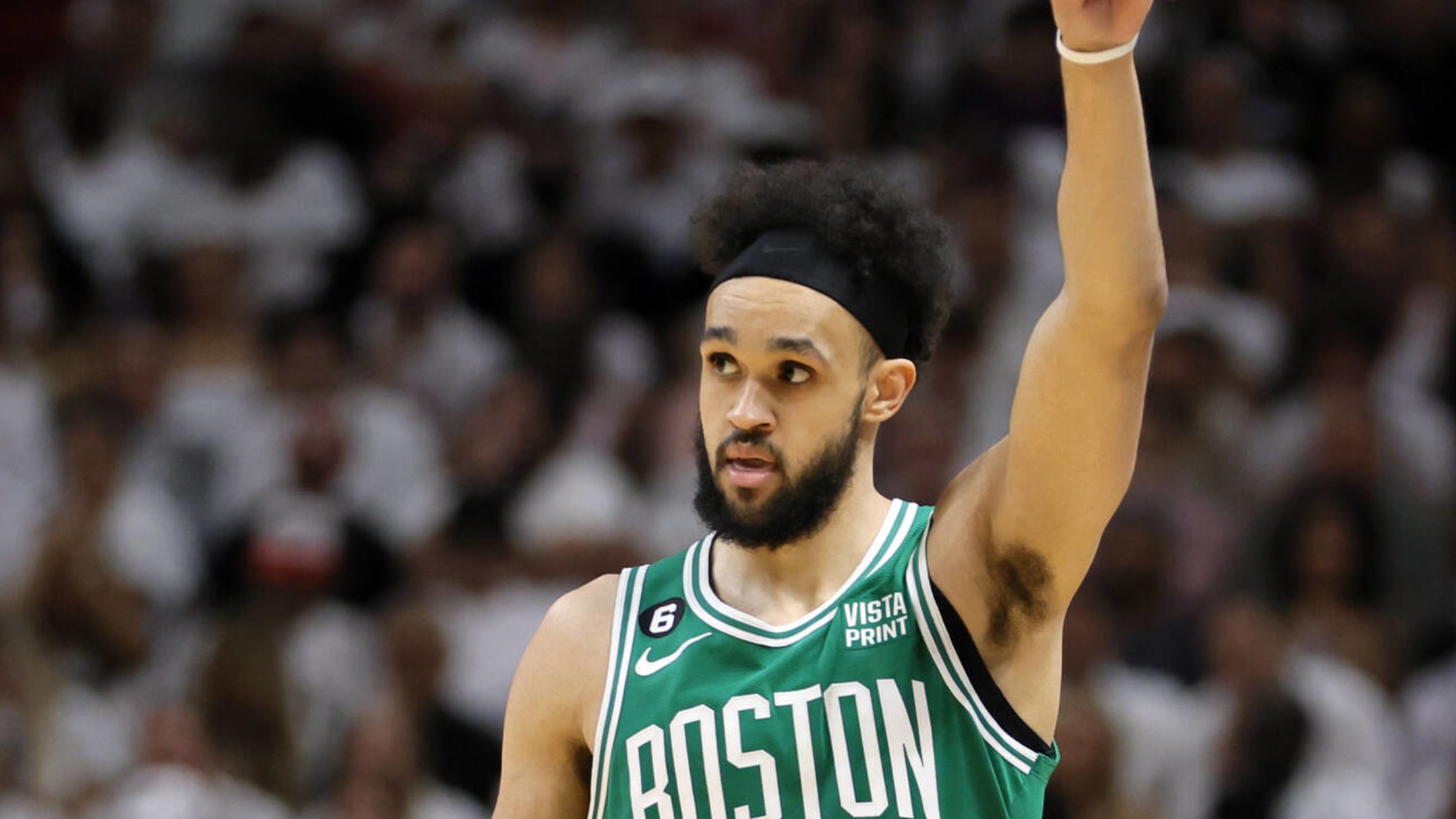 Watch Boston Celtics starting point guard Derrick White checks in Yardbarker