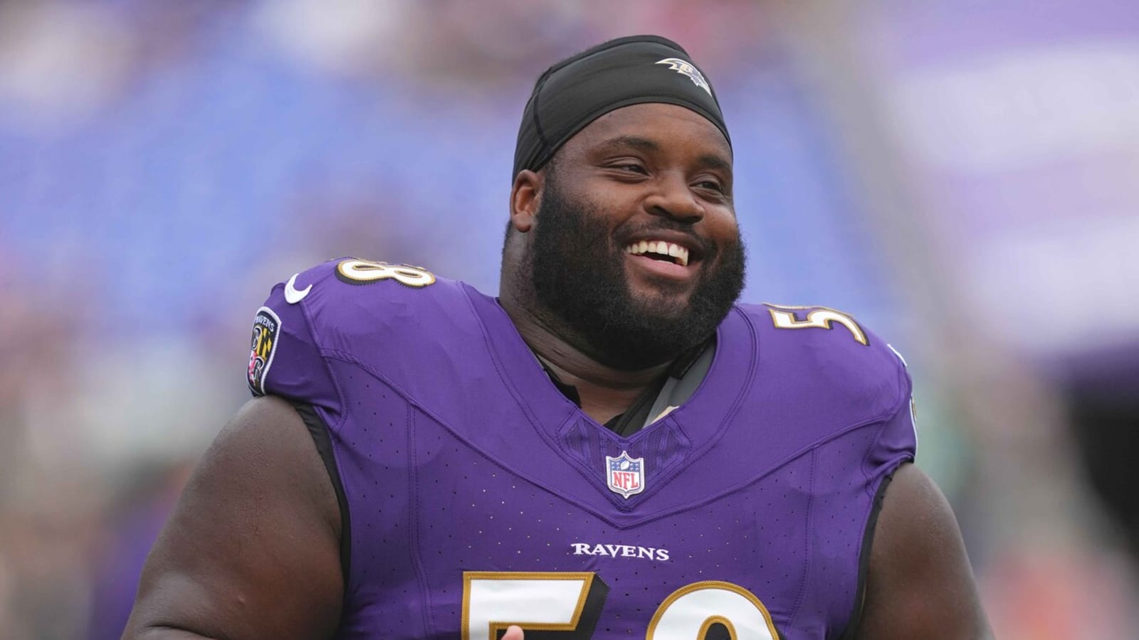 Ravens DT Michael Pierce picks off Bailey Zappe for epic big man interception