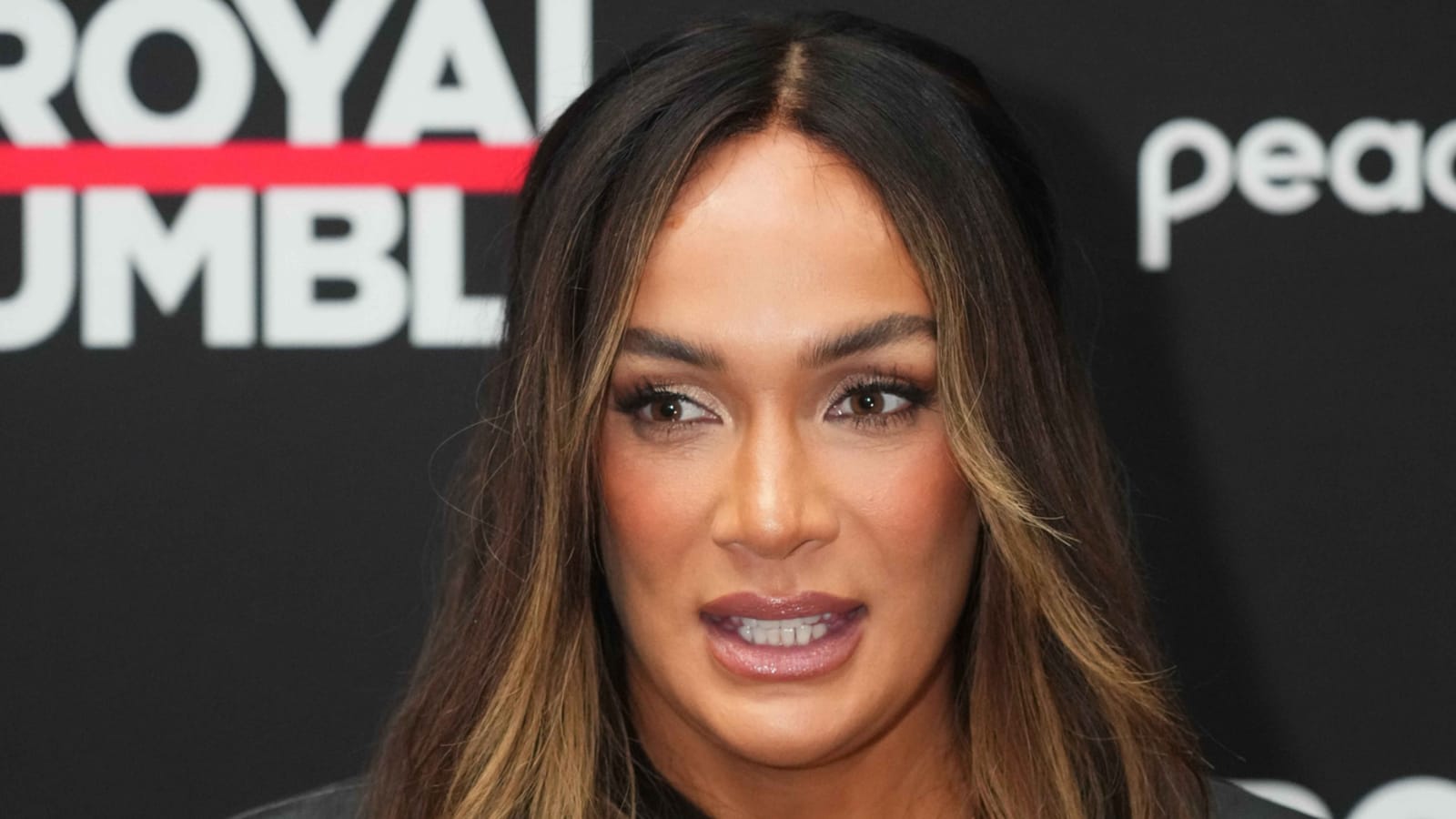 Watch: Top female stars secure double pinfall victory over Nia Jax on WWE SmackDown, causes massive confusion 