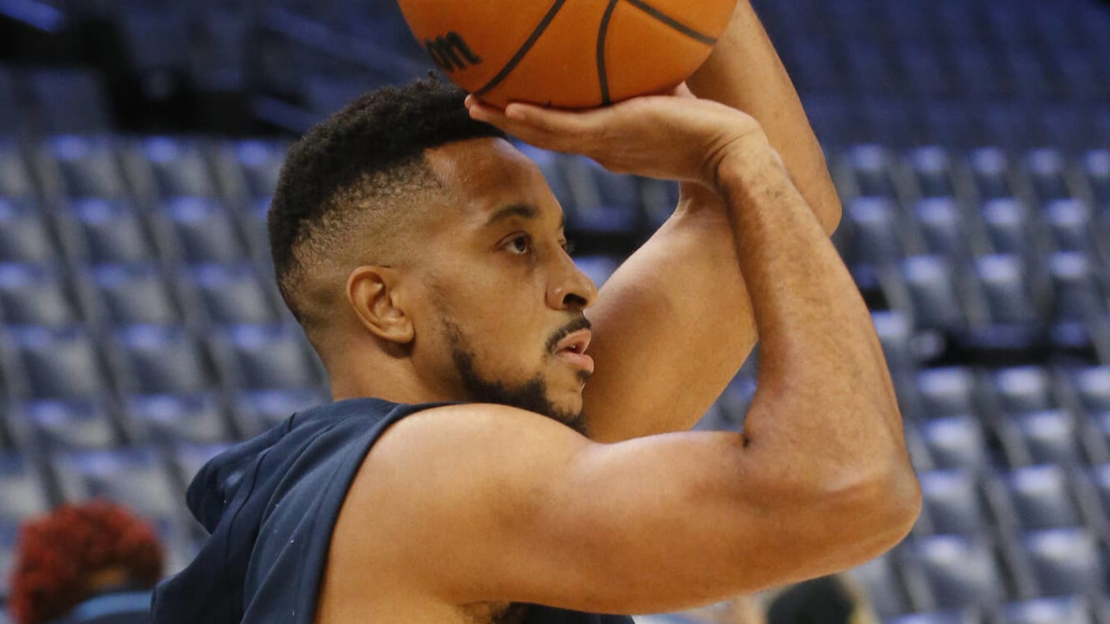 Pelicans’ CJ McCollum Diagnosed With Collapsed Lung Yardbarker