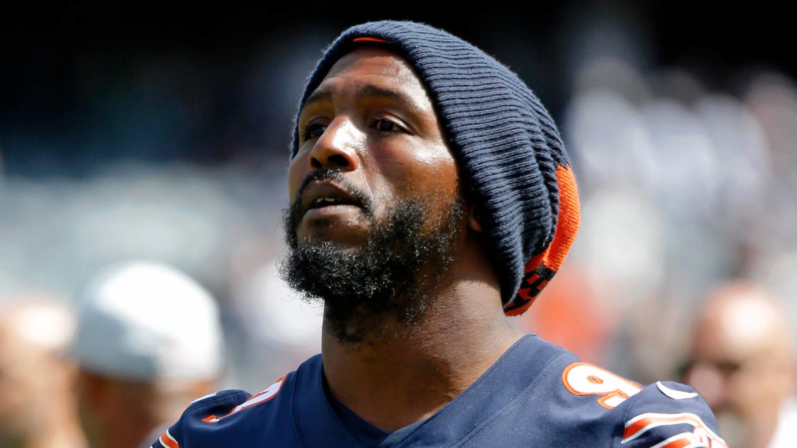 Bears restructure Robert Quinn's deal