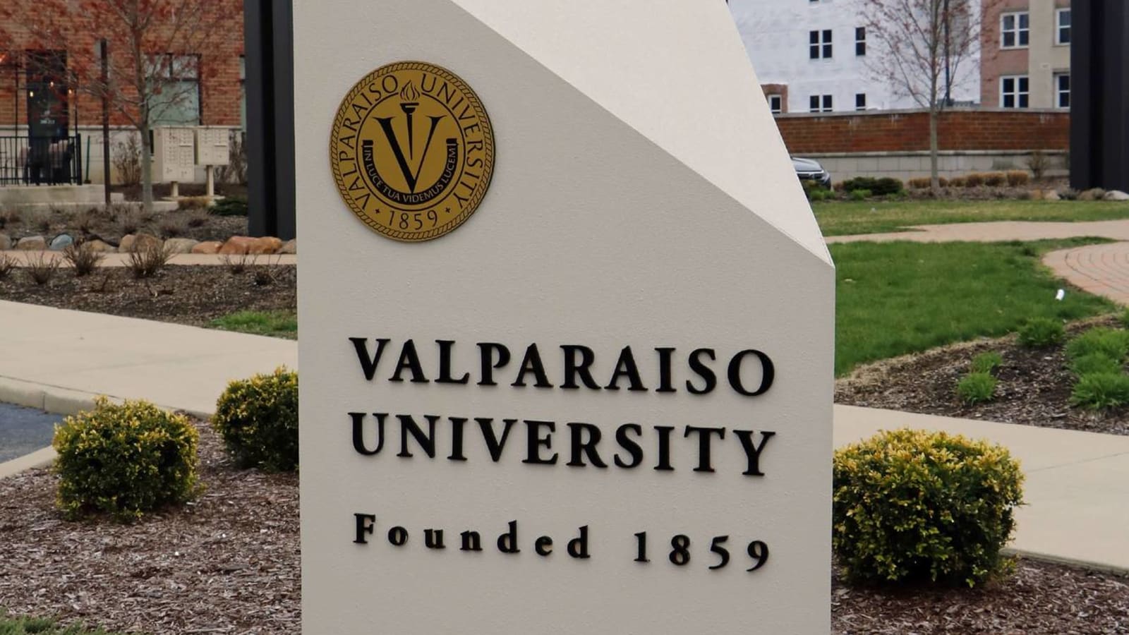 Valparaiso chooses Beacons as new nickname