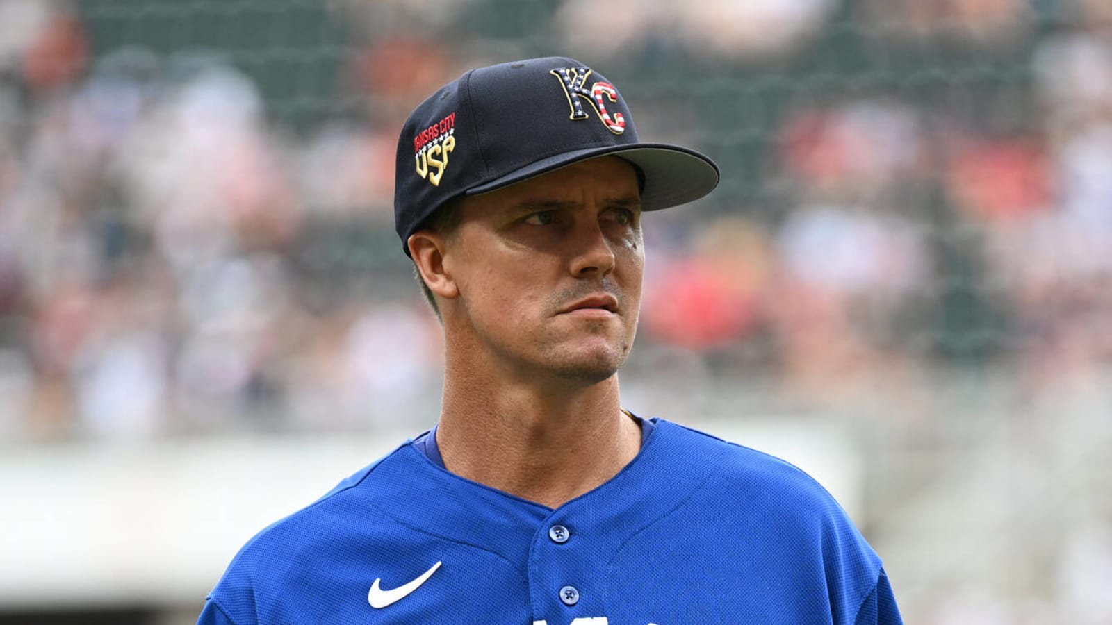 ZACK GREINKE IS BACK WITH THE ROYALS! (Former Cy Young winner
