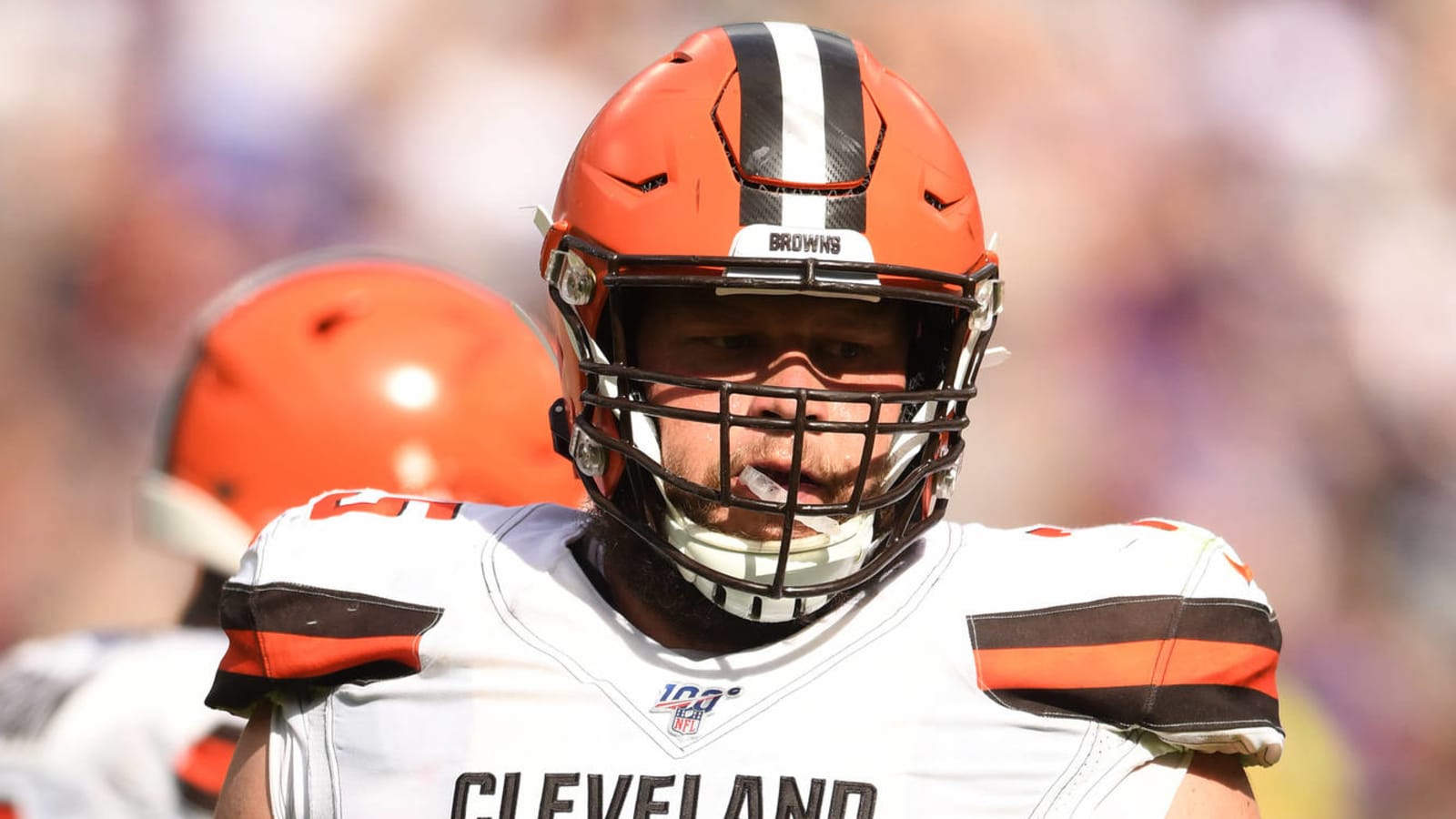 Browns add Pro Bowl LG Joel Bitonio, WR KhaDarel Hodge to reserve