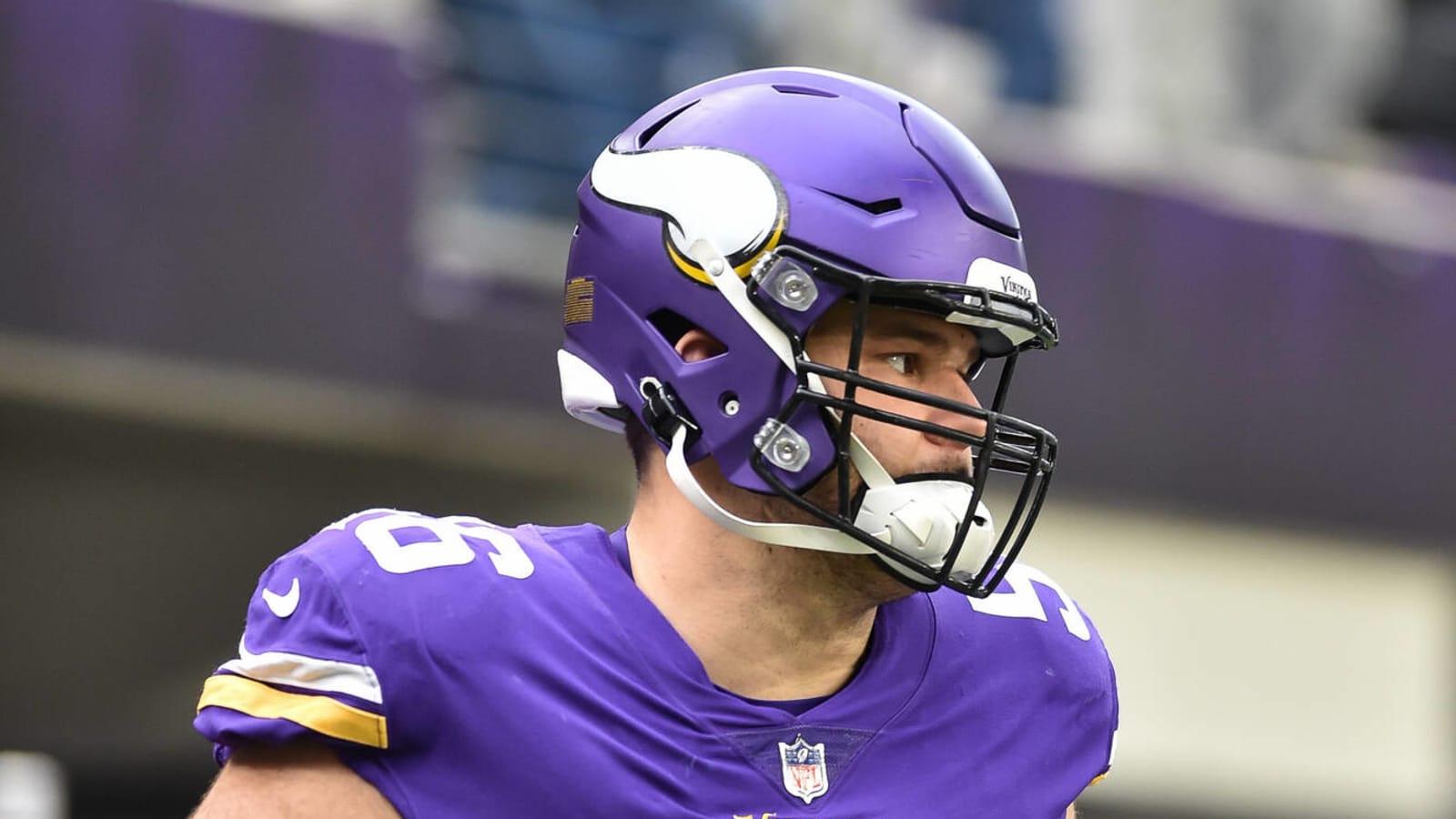 Vikings decline fifth-year option on Garrett Bradbury