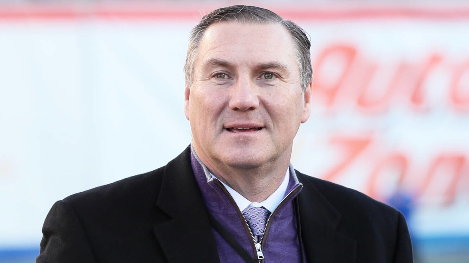 Mullen asks interesting question after UCLAUSC game Yardbarker